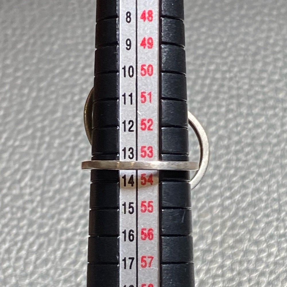 Elegant Silver Interlocking Rings - image 5